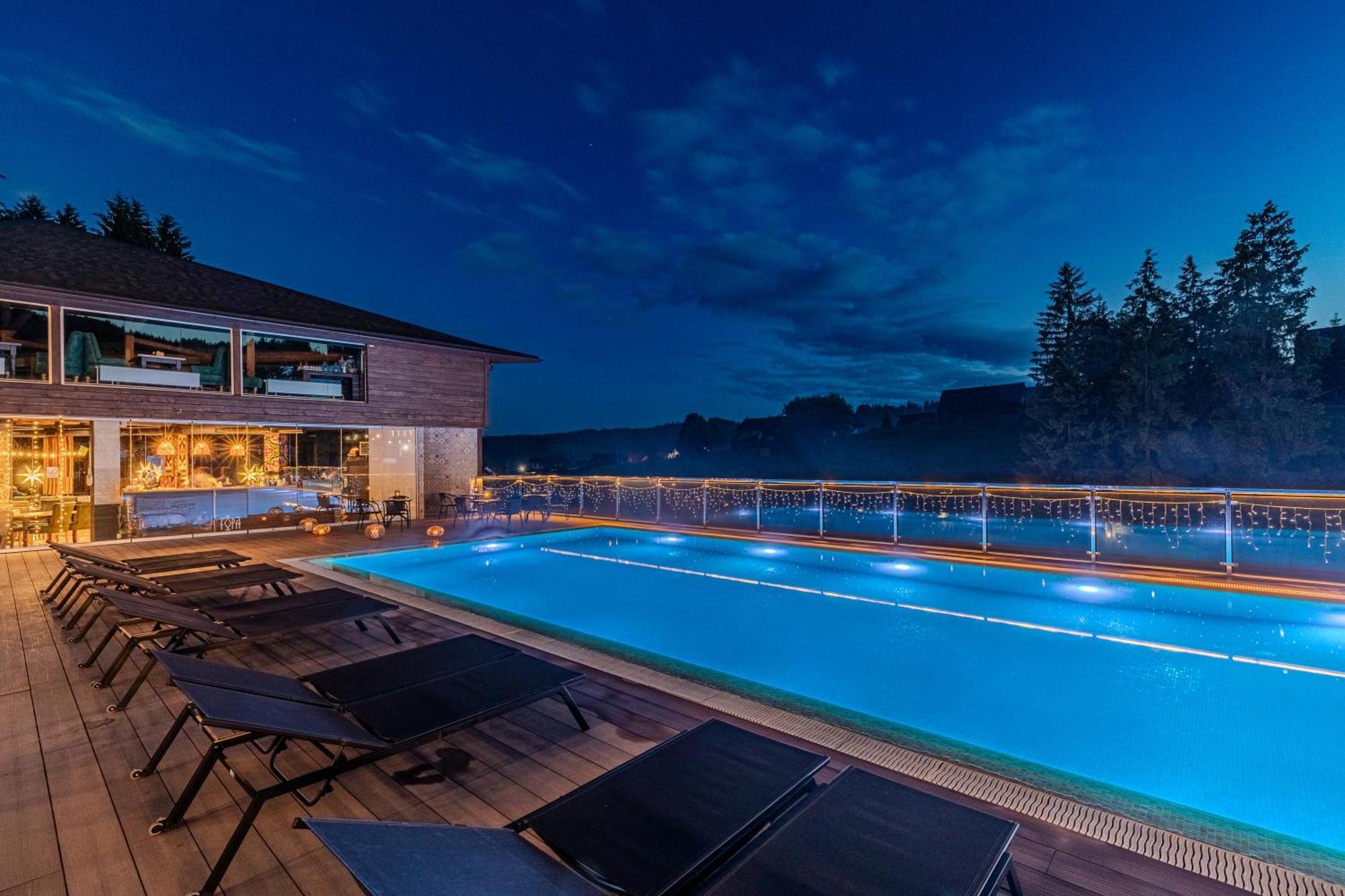 Spa Hotel Gora Буковел Екстериор снимка