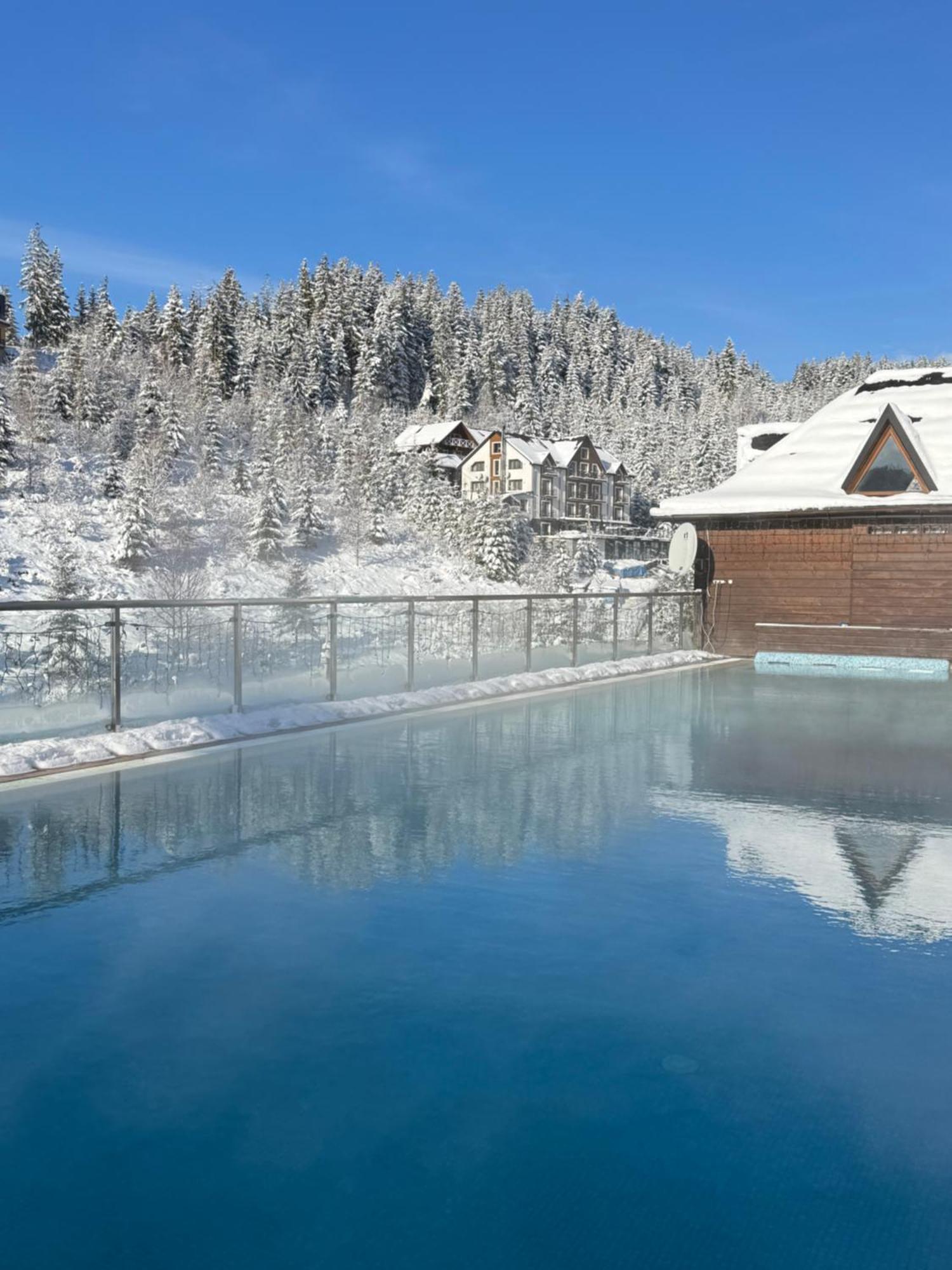 Spa Hotel Gora Буковел Екстериор снимка